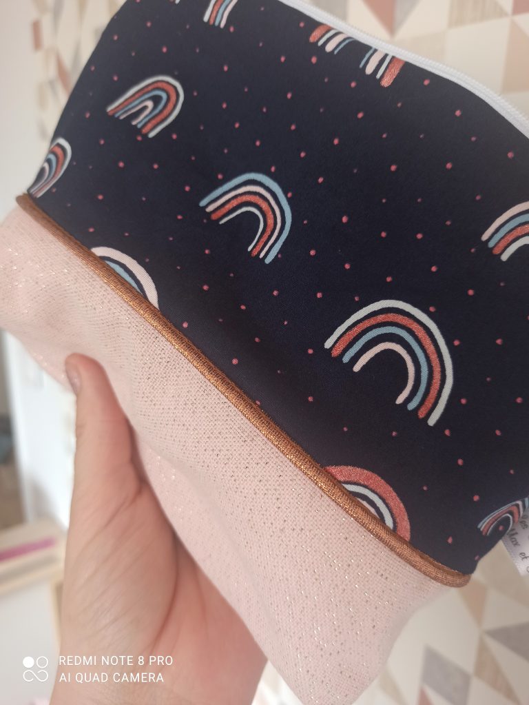 Petite Trousse de rangement Arc en Ciel - Les Créations de ...